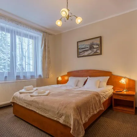Diament Hotel 2*
